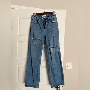 Abercrombie & Fitch Blue 90s Relaxed Jean High Rise Curve Love short